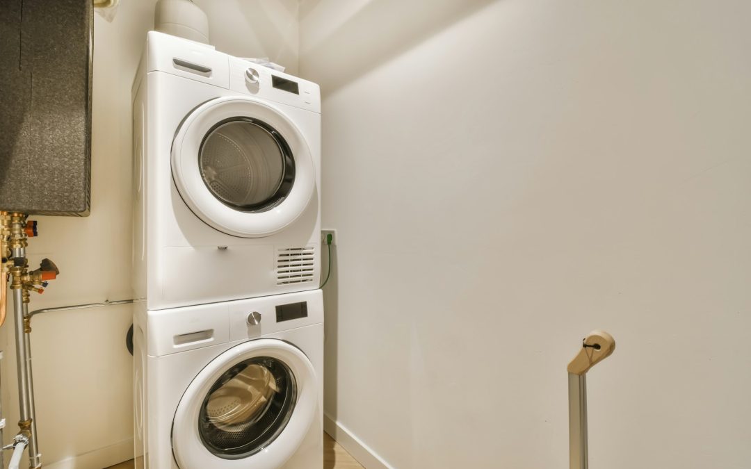 Vertical Solutions for Compact Spaces: Laundry and Dryer Machine Installation